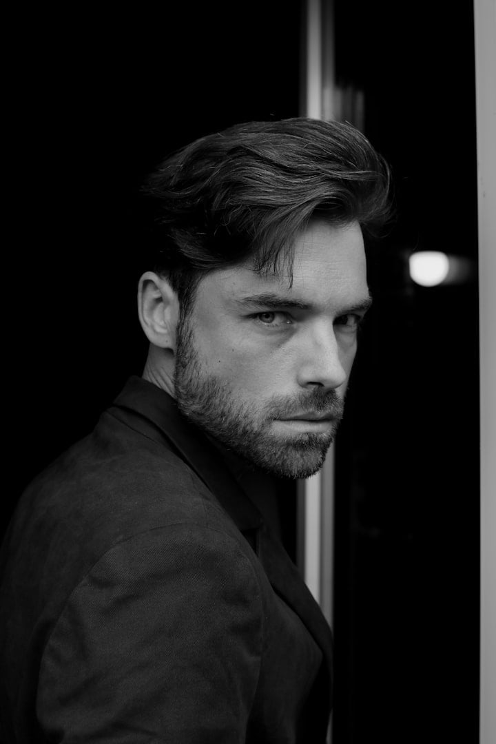 Macho Look Hairstyle for Fit Man